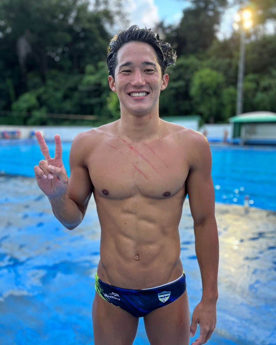 荒井陸のインスタグラム：「✌️ vs👨🏽or🐈or🦁??」