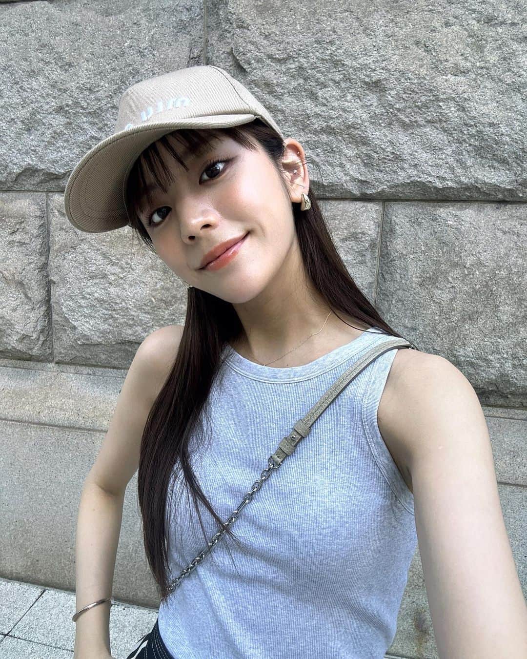 のインスタグラム：「家族と会えてしあわせでした。」