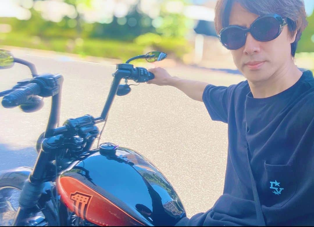 貴水博之さんのインスタグラム写真 - (貴水博之Instagram)「Hey🎉I got a new bike🎉🎉🎉  I'll be free like when I sing,,,‼️  #harleydavidson #custom  #貴水博之」8月26日 19時52分 - takamihiroyuki_hiroyukitakami