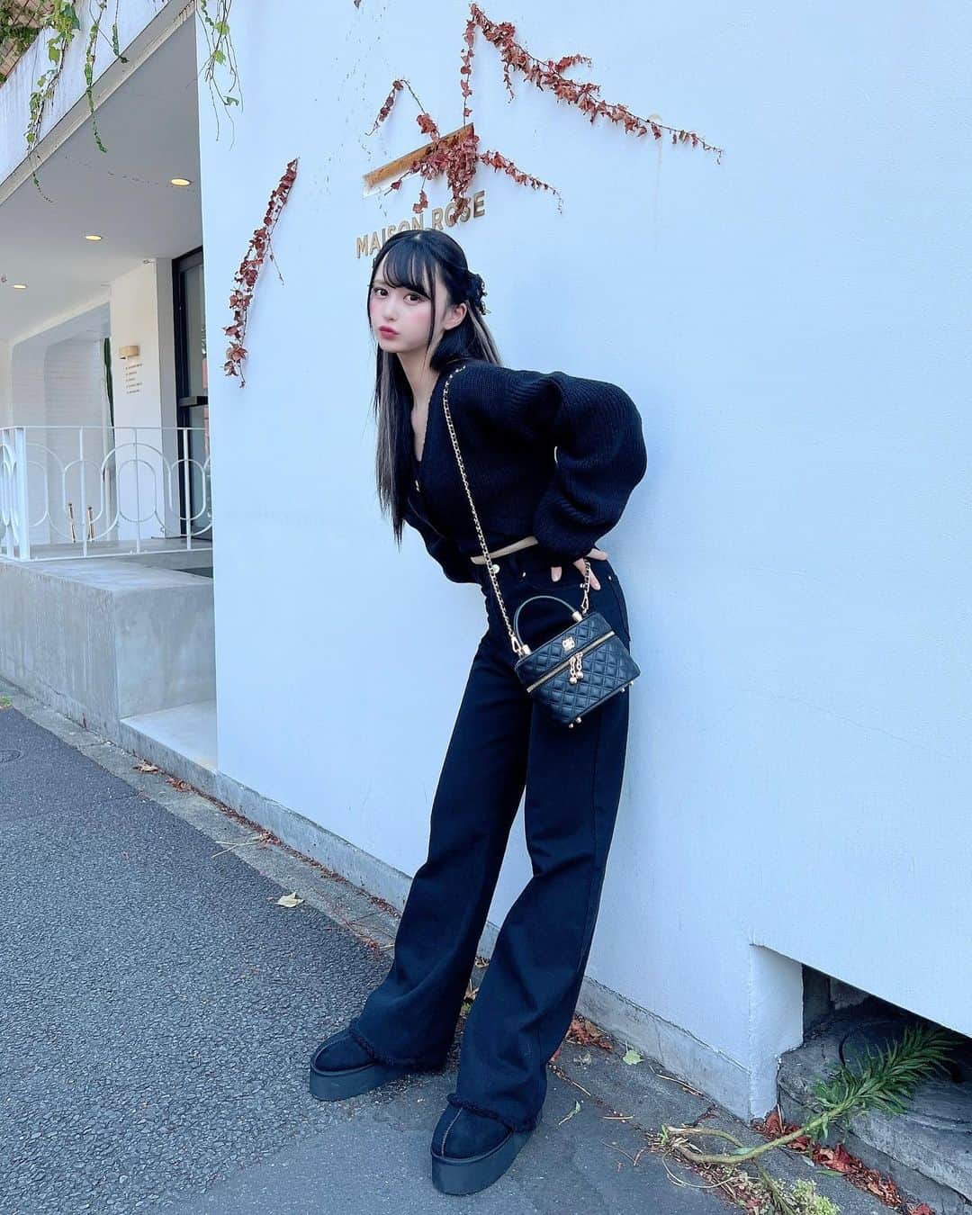 山本望叶さんのインスタグラム写真 - (山本望叶Instagram)「#cherimi さんAWのモデルをさせていただいています♡ 2度目！今回も可愛いお洋服たくさんでした😊♡」8月26日 20時00分 - mikana.yamamoto