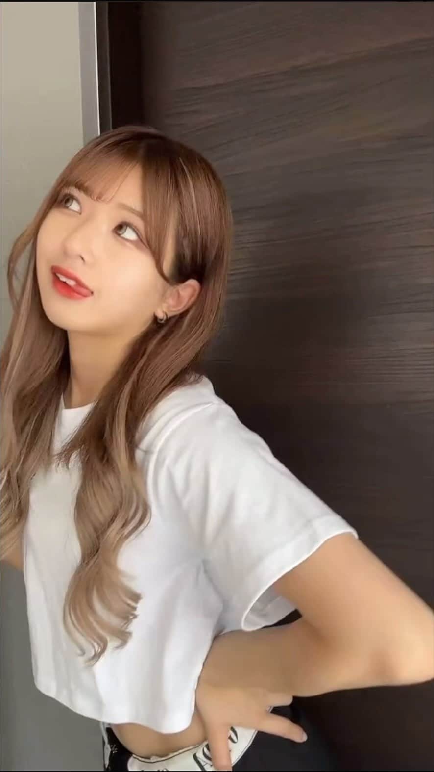 のインスタグラム：「🤍🖤  #fyp #05 #gyda #リール動画」