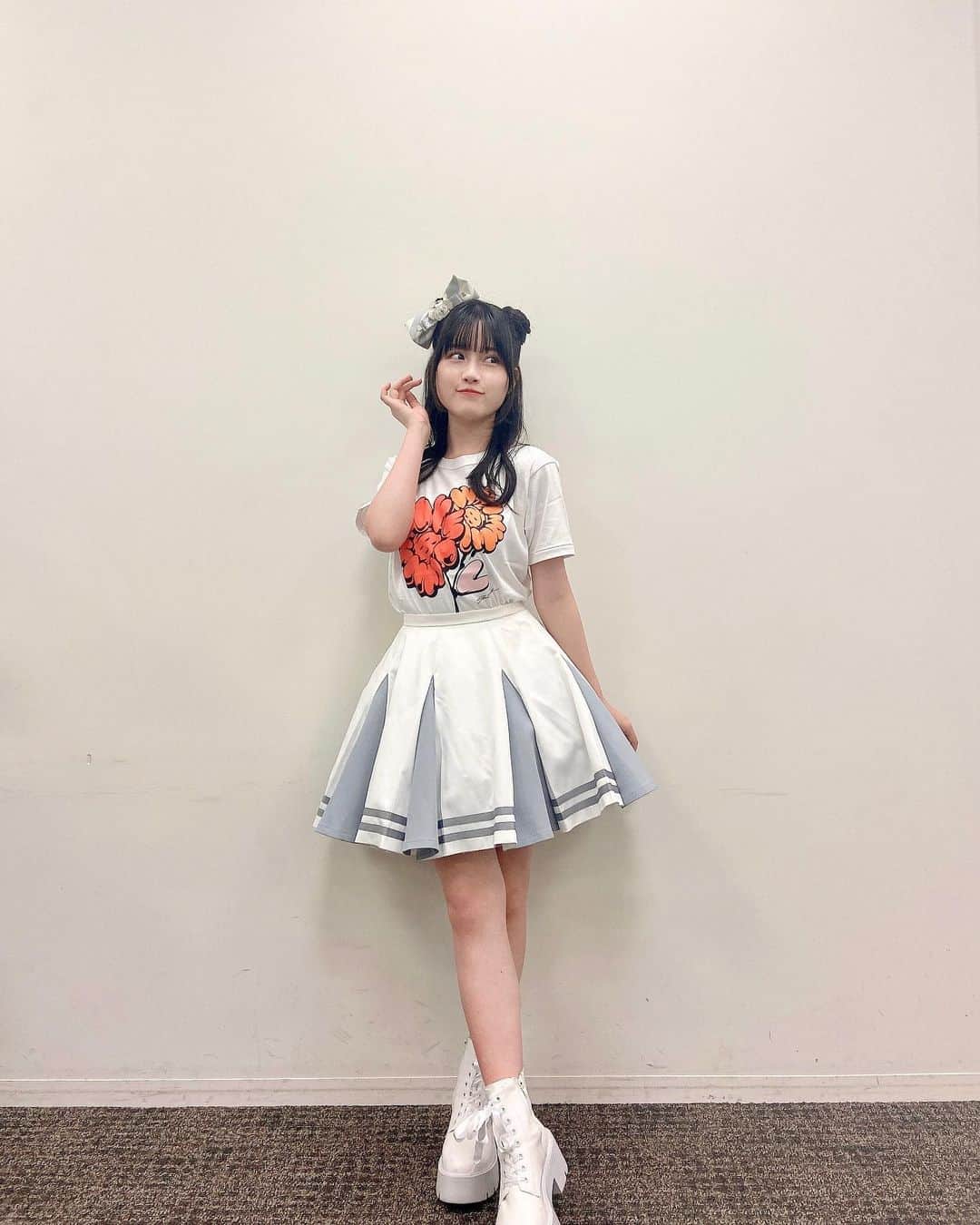 河村果歩のインスタグラム：「🌈🍒  24時間テレビ 有難う御座いました~！💞  小さい頃から見てた番組に出られて嬉しい( ´˘` )♡見て下さった方有難う御座いました‪🫶🏻‎🤍  明日はニコフェス！♡ たっくさーん私の名前呼んでね~！ ニコ読ちゃん達の声聞けるのがとって~も楽しみだーい💞💞  #河村果歩 #nicola #おはスタ #おはガール #かほっち #ニコラ #ニコモ #ニコラ9月号発売中 #SUPERGIRLS #スパガ #アイドル #24時間テレビ #24日産 #つながる24時間テレビ」