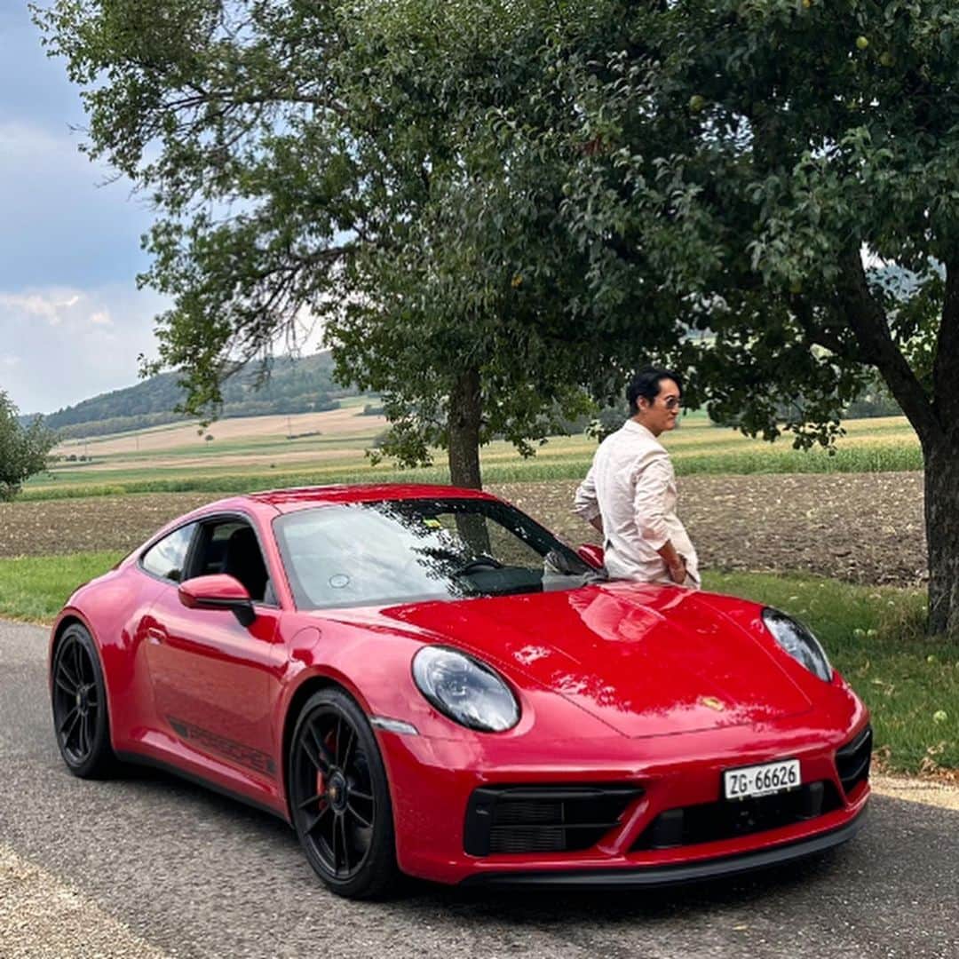 シン・ヒョンジュンさんのインスタグラム写真 - (シン・ヒョンジュンInstagram)「Switzerland 도착🚗 Porsche 75th @pptmotortour」8月26日 11時22分 - _shinhyunjoon_