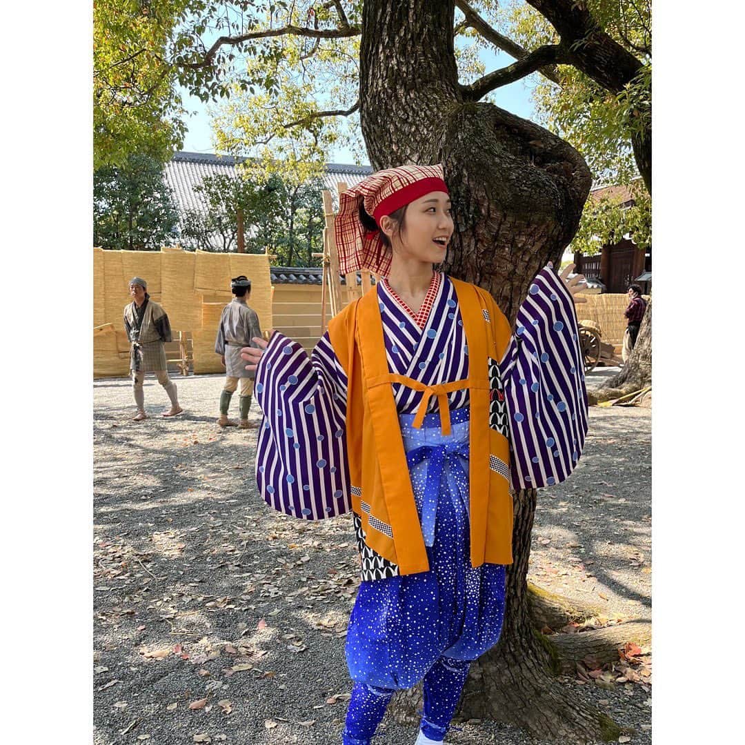木下晴香のインスタグラム：「🍭 ⁡ 『#雲霧仁左衛門6』 第一話、見てくださった皆さんありがとうございました。 ⁡ 雲霧一党が京へ！ ⁡ 亀菊、飴売り姿での登場でした🗣️✨ 今後どんな働きをするのでしょう。お楽しみに。」