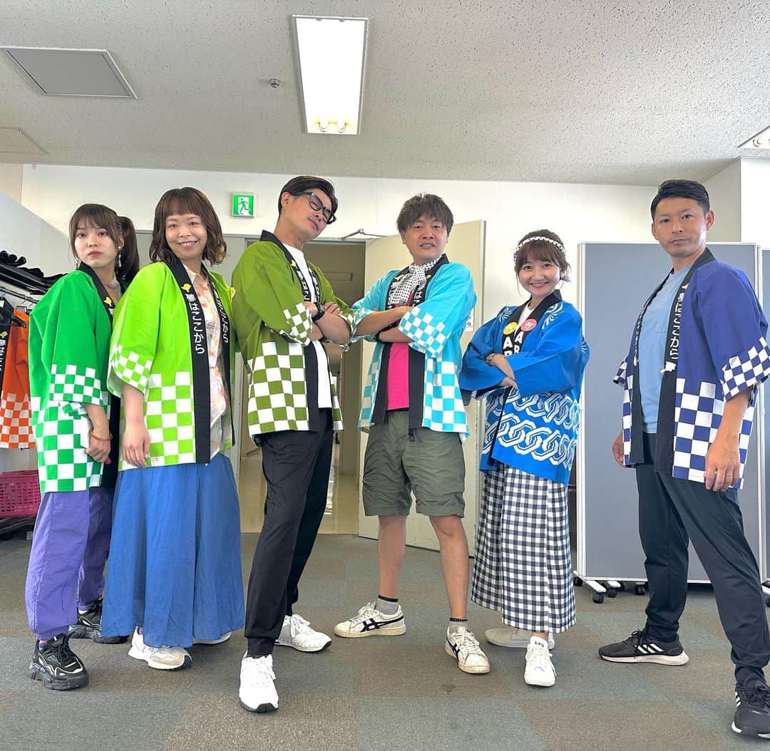 高坂友衣さんのインスタグラム写真 - (高坂友衣Instagram)「. 緑と青。  このあと12時から生放送です！」8月26日 11時58分 - yui_kosaka828