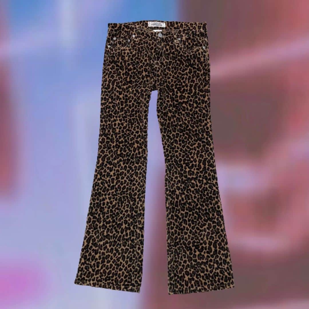 古着屋フラミンゴ下北沢マバタキ店さんのインスタグラム写真 - (古着屋フラミンゴ下北沢マバタキ店Instagram)「leopard velour pants  ✝️店内商品全て通販可能です☮️ サイトに掲載のないアイテムについてや、 サイズ・状態については ＤＭにてお問合せください😊  #nagoya#osu #tokyo #mabataki #vintage #fashion #fyp  #y2k #00s #90s #mabataki #名古屋 #大須 #東京 #古着 #大須古着屋 #マバタキ」8月26日 12時00分 - nagoya_mabataki