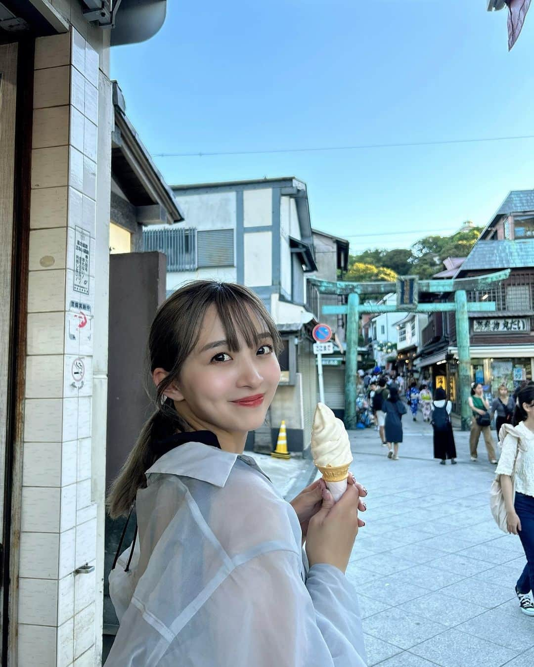 渡邉幸愛さんのインスタグラム写真 - (渡邉幸愛Instagram)「🌴☀️👶🫰  #夏の思い出 #江ノ島」8月26日 12時15分 - koume_watanabe.official