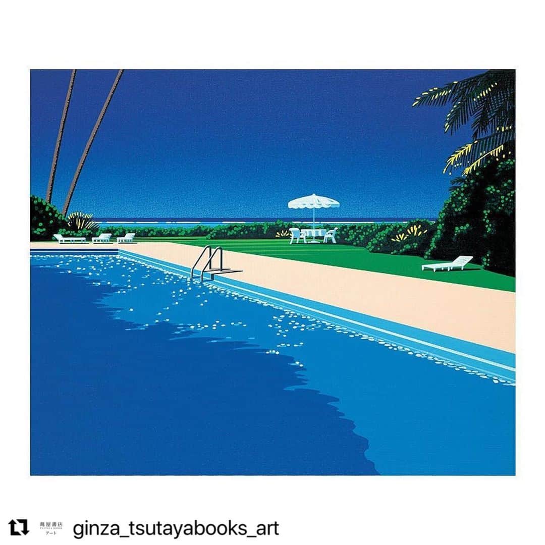 永井博のインスタグラム：「#Repost @ginza_tsutayabooks_art with @use.repost ・・・ - ＼開催中／ 【フェア】永井博「A LONG VACATION - SUMMER」  #永井博 @hiroshipenguinjoe   【受注生産・直筆サイン入】 canvas giclee Ver.1：【A LONG VACATION】  キャンバス・ジクレー　エディション数：100 サイズ：333×333mm  銀座 蔦屋書店では、永井博のキャンバスジクレープリントの刊行を記念して、キャンバスジクレー3種の展示・予約販売と、ファブリックアイテムやレコードプレイヤーなど、厳選したアイテムと永井博の作品集を展開するフェアを開催いたします。   多くの人に愛され続ける不朽の名盤のジャケットワークをはじめ、数々の広告などで、70年代から活躍を続けるアーティスト・永井博。名盤『A LONG VACATION』へのジャケットワークで一世を風靡して以来、今日までコンスタントに仕事をこなしてきた永井ですが、特にここ数年の活躍は目覚ましく、国内外で行われる数々の展示会をはじめ、ユニクロのUT、丸の内KITTE、ポール・スミスやヘーベルハウス、マンハッタン ポーテージとのコラボなど、次世代の才能とコラボレーションしながら、ますます活動の幅を広げています。   そんな永井博初めての試みとなる直筆サイン入りでのキャンバスジクレープリント3種が、永井博の作品集を多数刊行している復刊ドットコムから、株式会社金羊社協力のもと、今夏限定で発売されます。   今回はキャンバスジクレープリントの発売を記念して、キャンバスジクレープリント3種の展示・予約販売と、マンハッタンポーテージとのコラボレーションアイテム、レコードプレイヤーなどの厳選したアイテムと永井博の作品集を展開いたします。  暑い夏のひと時、永井博の世界をお楽しみ下さい。  #ginza#ginzatsutayabooks#tsutayabooks#ginzasix#hiroshinagai#summer#citypop」