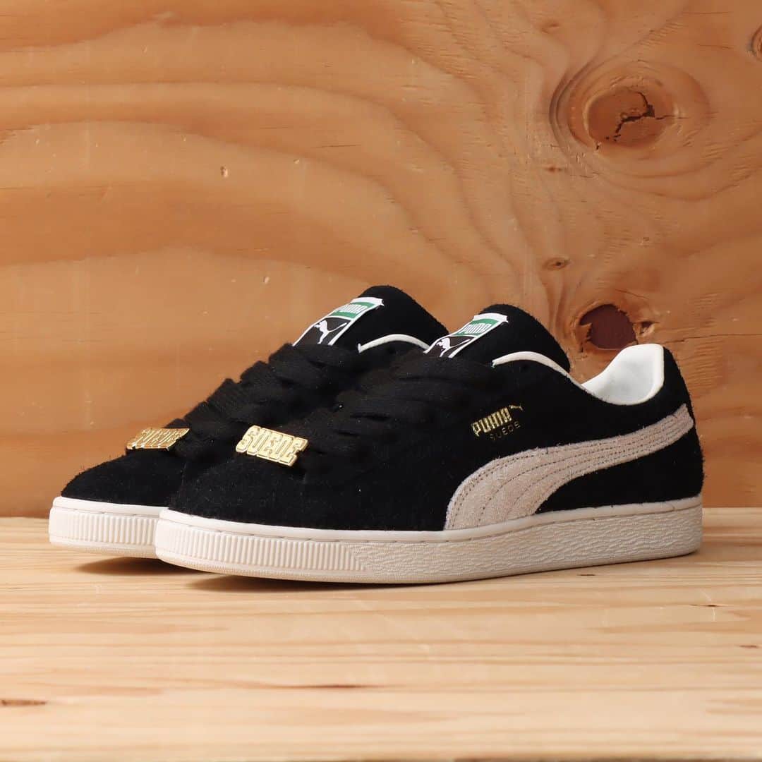 Sports Lab by atmos OSAKAさんのインスタグラム写真 - (Sports Lab by atmos OSAKAInstagram)「. ↓↓↓ 8/26(SAT)RELEASE PUMA SUEDE FAT LACE 393167-02 393167-03 ¥13,200-(tax included) size : 26.0cm〜30.0cm」8月26日 13時18分 - atmos_lucua_osaka