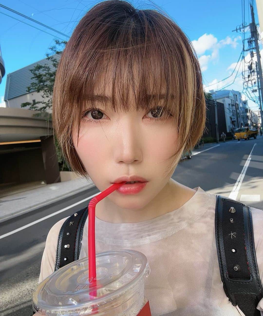 のインスタグラム：「. . 30分歩いたらさすがに暑すぎた日の📷」