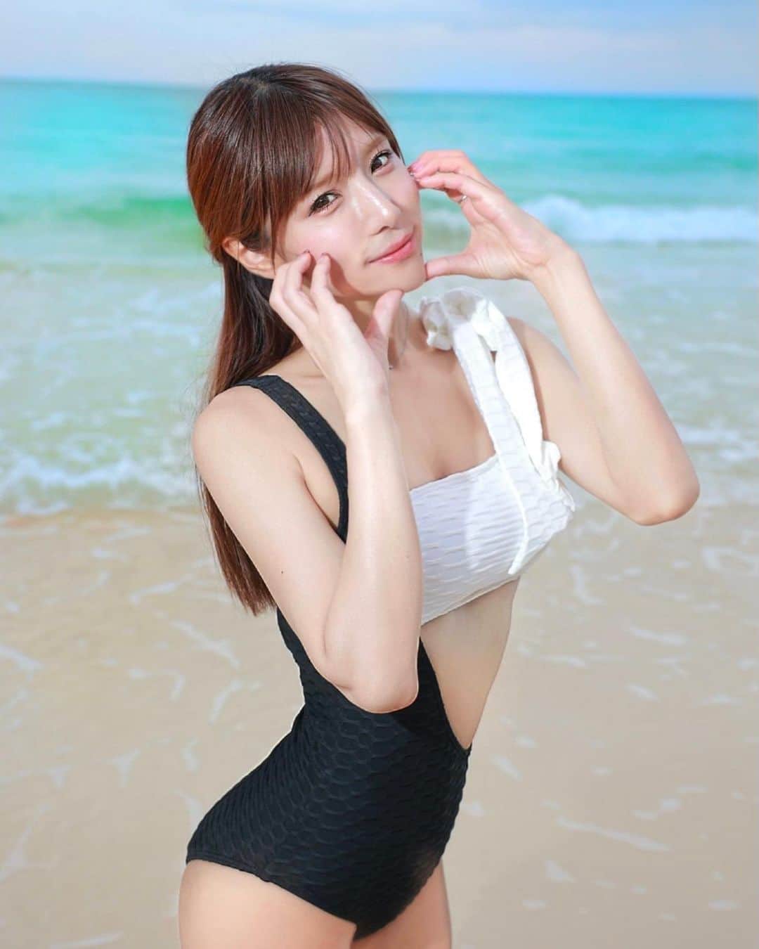 夏本あさみのインスタグラム：「夏、まだ終わらせない🫶」