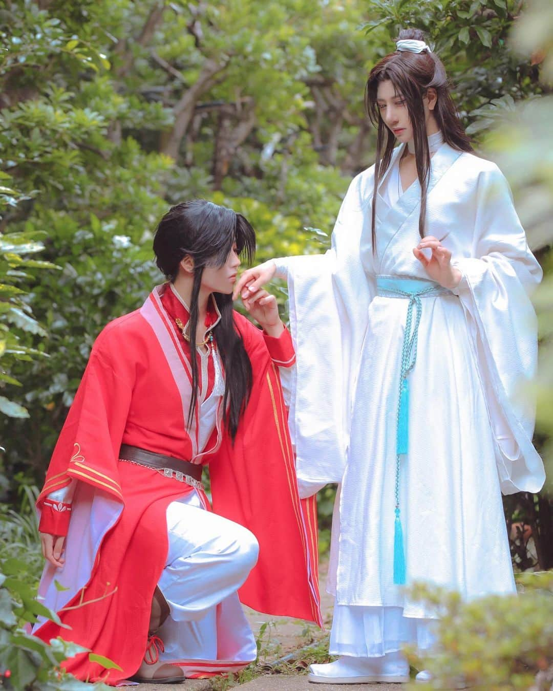 優衛門（YUEMON）さんのインスタグラム写真 - (優衛門（YUEMON）Instagram)「::天官赐福 花怜🦋🐰  三郎 @yuuuojisan  谢怜 @yr.lia__  pb. @ekuto.photo  . . . . #tianguancifu #TGCF #hualian #sanlang #xielian #heavenofficialsblessing #天官赐福 #三郎 #谢怜 #花怜 #cos #cosplay #cosplayer #천관사복 #화련 #코스프레 #コスプレ #コスプレイヤー」8月26日 15時00分 - yuuuojisan