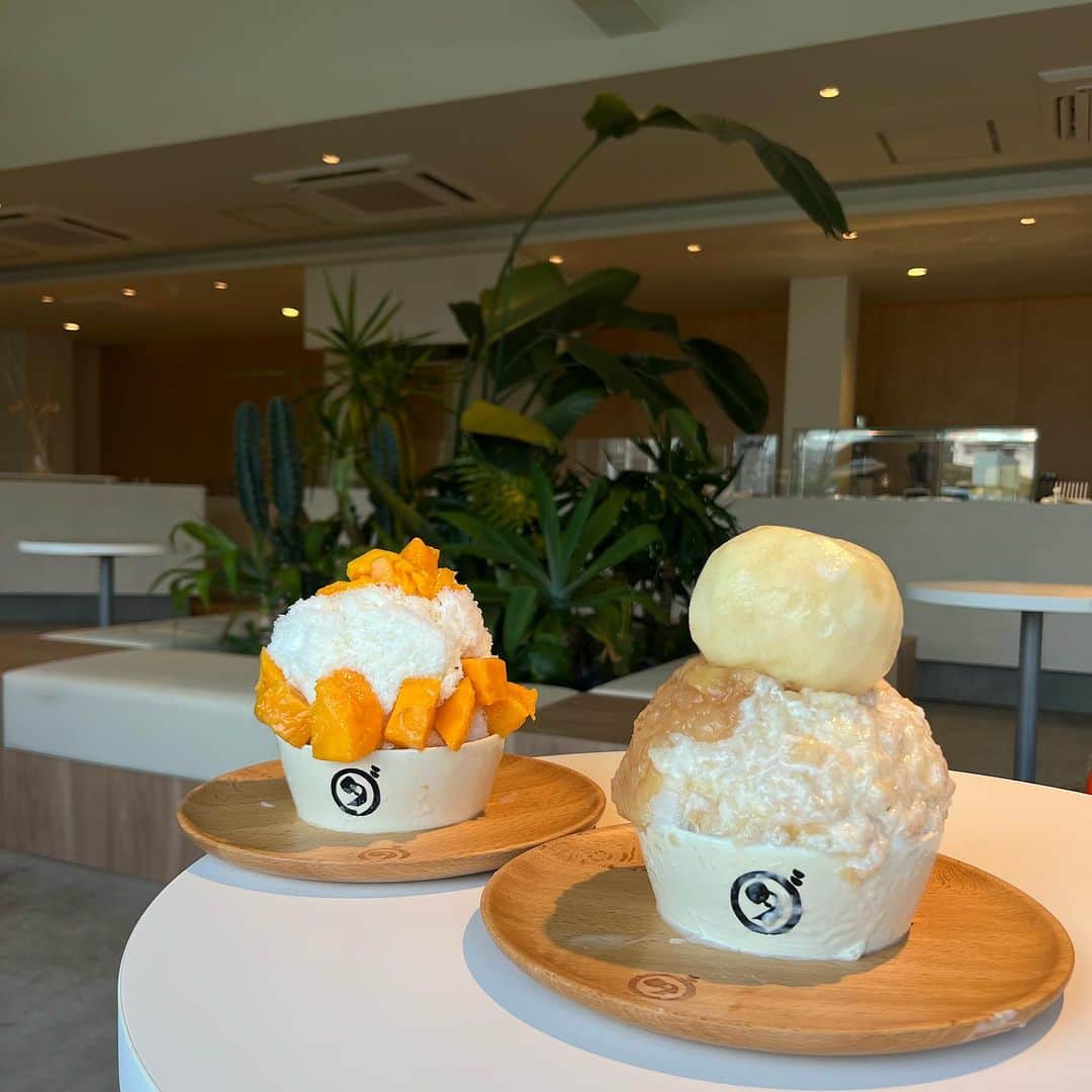 川上真歩のインスタグラム：「🍧🍑  @alley_coffeeandmore」