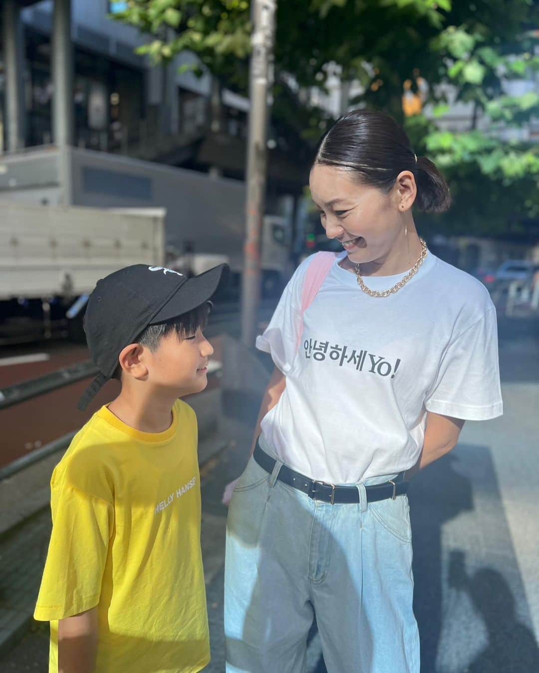 のインスタグラム：「🫶🫶🫶  コマキちゃんが作ったアニョハセヨ！ Tシャツ  イッポヨ〜❤️❤️❤️  @komakixx」