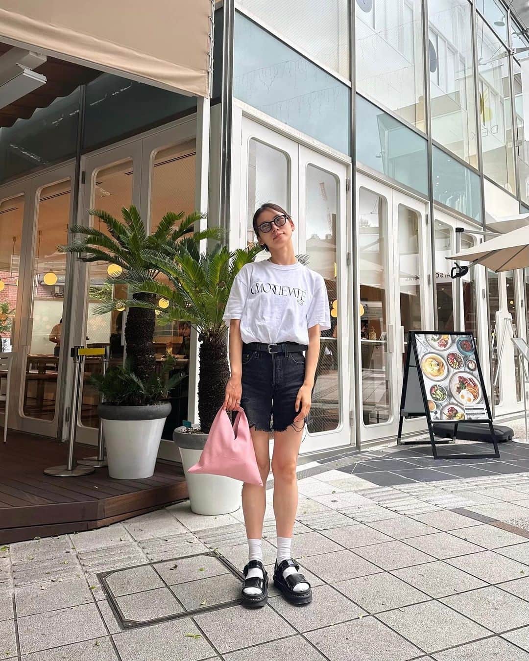 のインスタグラム：「体操着スタイル(後から気付いた🤣)で朝活した日⛅️🪴 前日の夜は早めに食べ終えたから、お腹空いていたのもあって朝ご飯がより美味しく感じたよ~🥞」