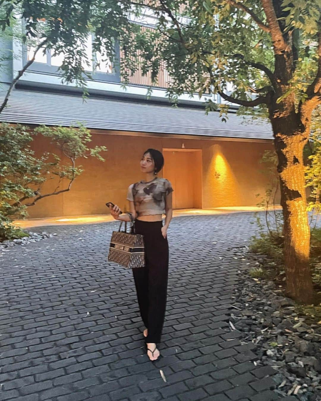 藤森マリナのインスタグラム：「夏の思い出を追いかけ再生🤍🌿  ㅤㅤ#ふふ京都#fufukyoto  #worldkyoto #筋トレは裏切らない  ㅤㅤコーデは上下ともSHEIN🤍 クーポンコード: 154swim ※8月末まで！15〜20%オフ✦  ㅤㅤ  ㅤㅤ#kabukichotower#歌舞伎町タワー#ふふ#京都観光#sheinコーデ#shein購入品#まりなはんコーデ#筋トレ女子#トレーニング女子#kyoto#京都旅行」