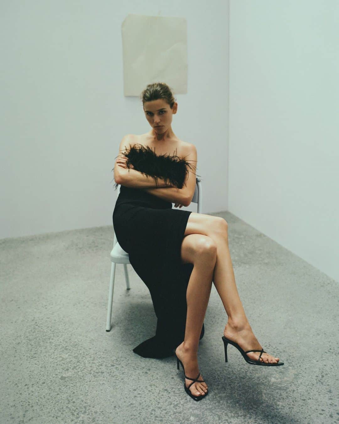 MANGOのインスタグラム：「Wear them now, love them forever. The new Capsule drop is synonymous with the perfect attire for the new event season.✨ Get hold of this limited-edition collection, at mango.com ⁣ Dress: 57005154, 57005158 & 57005156 ⁣ #MangoWoman」