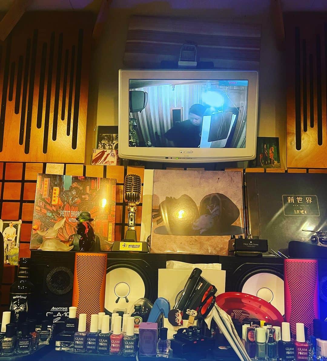 ミヤ のインスタグラム：「カルマシャングリラシングルの歌鳥は終わった！ #mucc #mucc25th」