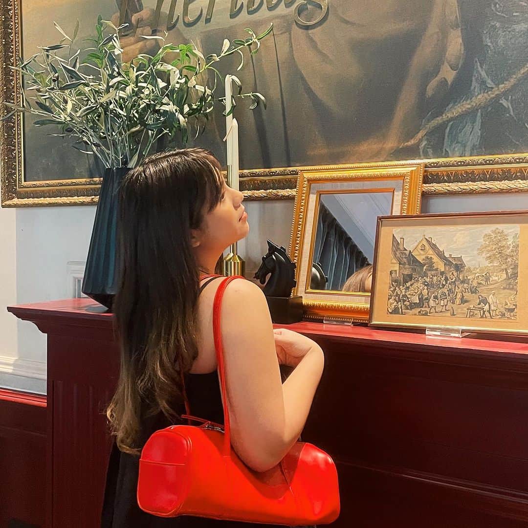 タリア・イファンカ・エリサベスのインスタグラム：「Pake vsco berasa tahun 2016🥺❤️」