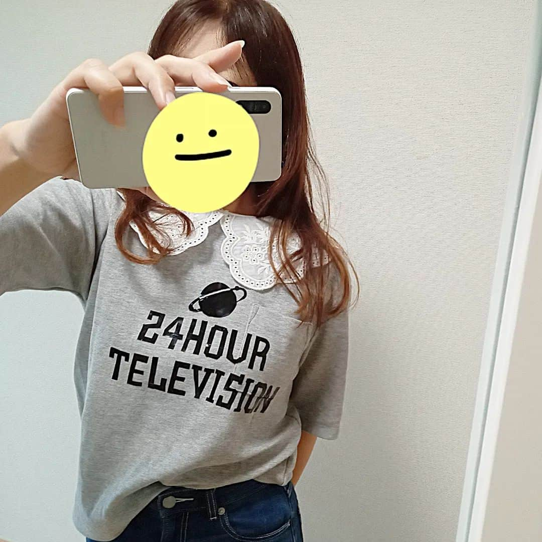 sweet_strawberryさんのインスタグラム写真 - (sweet_strawberryInstagram)「💫🌐愛で地球を救え🪐 【24HOUR TELEVISION】 👕黒ビニールテープを貼り付けた笑 🟨#愛は地球を救う#24時間テレビ #チャリティーシャツ#手作りtシャツ #ロゴt · #スタッフtシャツ#チャリtシャツ#オリジナルtシャツ#tシャツ#tシャツコーデ#今日#明日#ロゴ#着画くらぶ#ロングヘアー#夏の終わり#自作自演#レンズ越しの私の世界」8月26日 18時35分 - sweet_strawberry