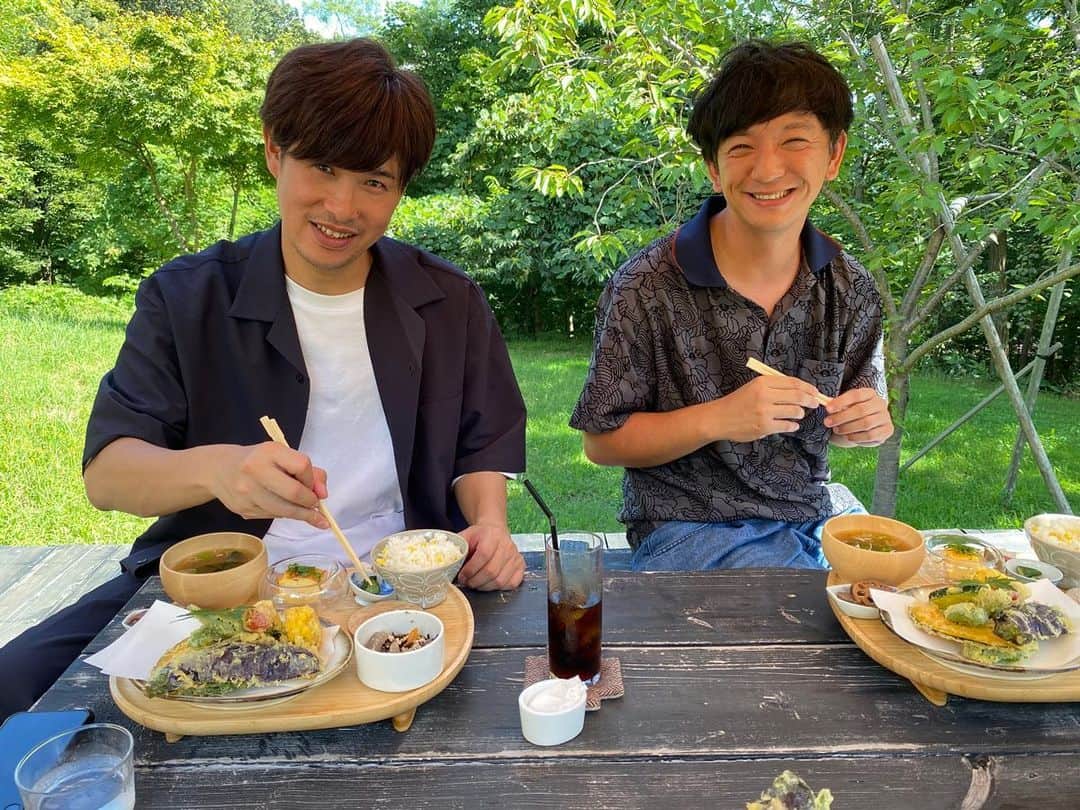 じろうのインスタグラム：「さとし、弘前前乗り。」