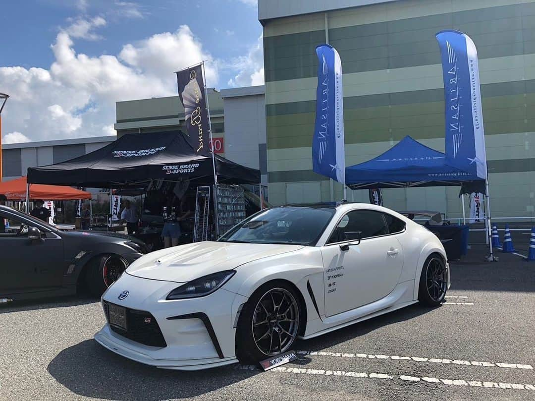 Spirits Artisanさんのインスタグラム写真 - (Spirits ArtisanInstagram)「Special Thanx for @maxorido event in Kisarazu Chiba prefecture! Artisan spirits GR86 with @evstuning GTLM mirror in event! USA : @evasivemotorsports @butlertire Canada : @advanced_auto_salon @otto.auto.service China : #bondchina Hong kong : @nigeljdmparts Taiwan : #車庫小舗 Russia : @suv.project Kazakhstan : @spoiler.kz Indonesia : @premierautowerkz Philippine : @jworksunlimited @artisanspiritsph Singapore : @mwsautoworks Thailand : @prodriveshop India : @racetechindia Malaysia : @donloh2007 Bahrain : @kanooperformance Kuwait : @hamad_skyline UK : @streettracklife Australia : @import_monster @traum06996 @car_life_staff @sunyard @bondosaka #bondourawa @bondtokyo @bond_omiya @bondoiimura @ysr0443 @cs.forme_1 @office_k_tokyo #artisanspirits #artisan #asms #GR86 #ZN8 #yokohamatire #advan #subaru #brz #rays #evstuning #evasivemotorsports」9月10日 14時29分 - artisan_spirits