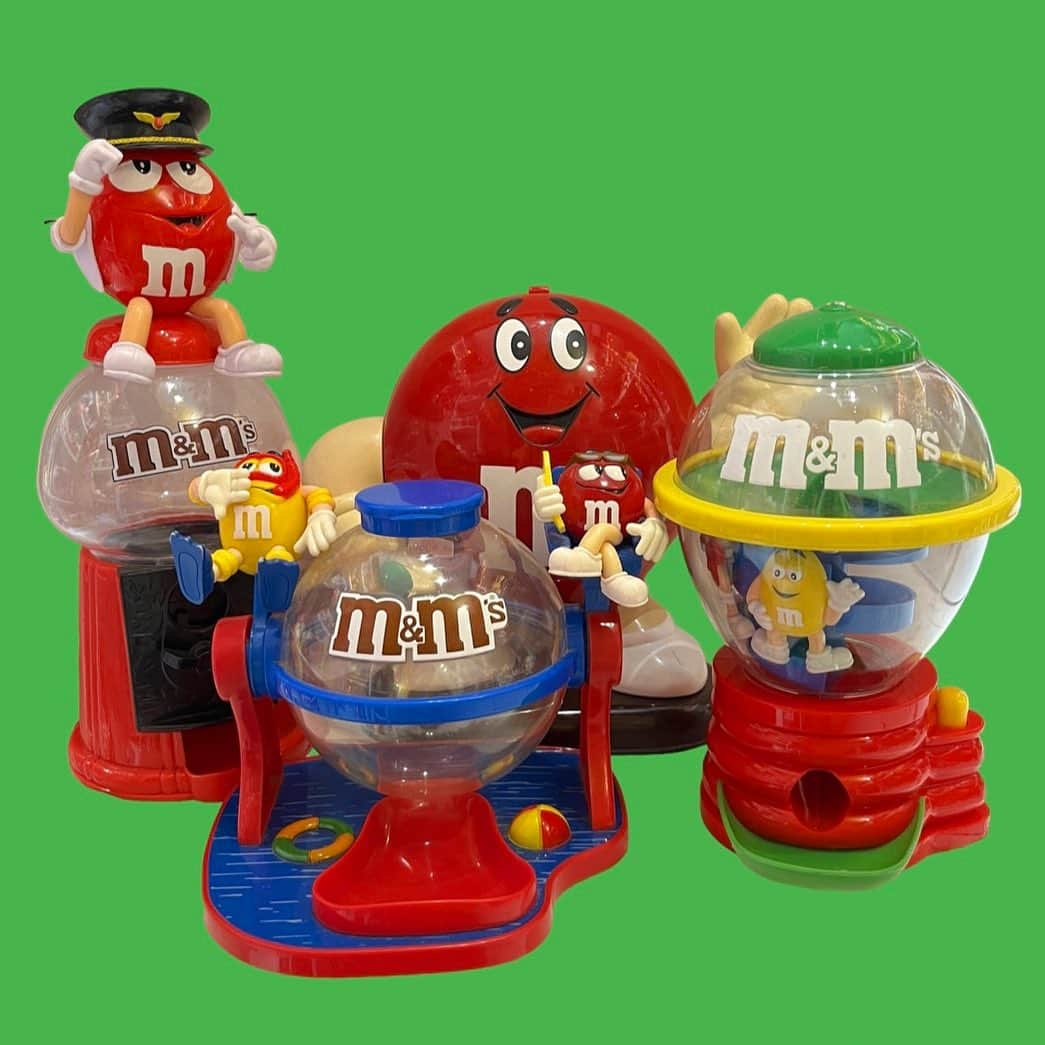 のインスタグラム：「m&m's chocolate Dispenser いろいろ入荷してます🍫✨」