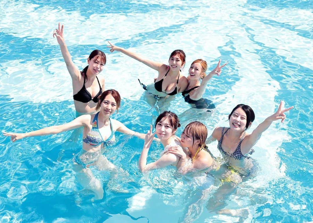 SHOOT GIRLSのインスタグラム：「皆さん先日公開されましたSHOOT GIRLS 夏休み企画のYouTube動画はご覧頂けましたでしょうか❔☺️🌈  まだの方は是非動画をご覧になってください😉💕  当日の素敵な写真がたくさんありますのでその公開も続々として参ります😆🫶❤︎  #シュートボクシング #ラウンドガール ⁠#SHOOTBOXING #SHOOTGIRLS #ROUNDGIRL #japanesegirl #シュートボクシング #シュートガールズ #ラウンドガール」