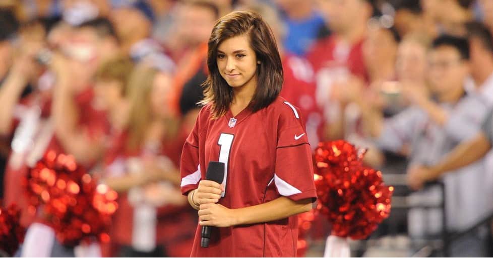 クリスティーナ・グリミーのインスタグラム：「Did you know that 9 years ago today Christina sang the National Anthem for the Cardinals? 💚」
