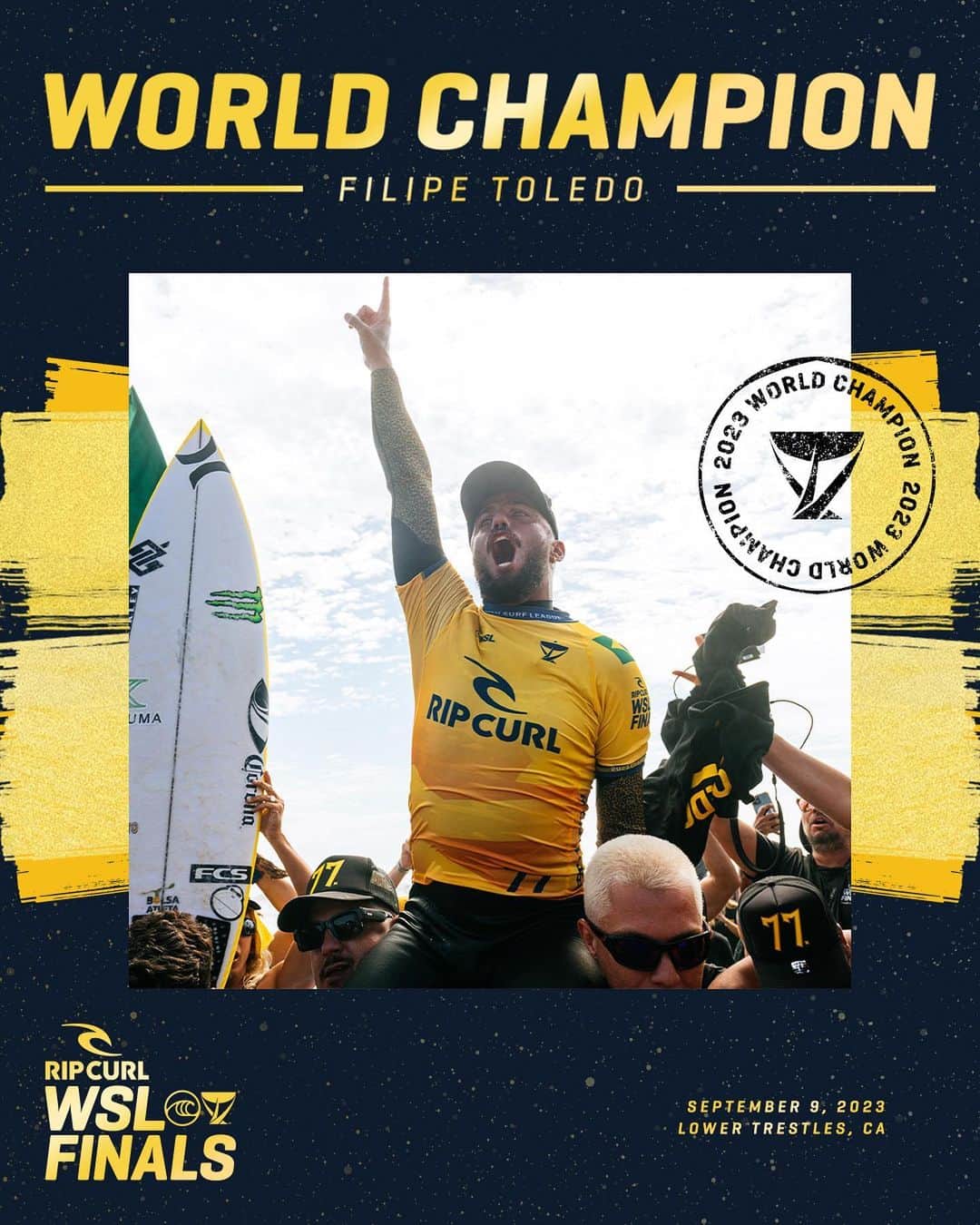 世界プロサーフィン連盟（WSL）のインスタグラム：「BACK-TO-BACK WORLD CHAMP. Congratulations on World Title #2 @filipetoledo! 🏆  Relive all the action from the #RipCurlWSLFinals now on worldsurfleague.com.   @ripcurl」