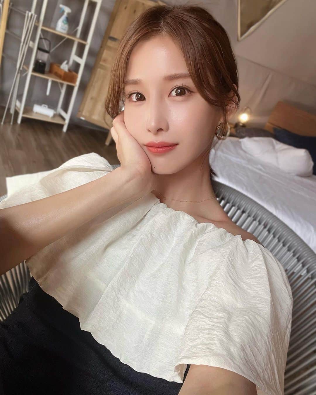 益田アンナのインスタグラム：「おはよう🌻 　 今日は2023 FIA 世界耐久選手権 第6戦 で久しぶりの富士スピードウェイに来たよ✌️  セレモニーガールとして１日活動させていただきますので来られた方は是非見つけて下さいね✨  #WEC富士」