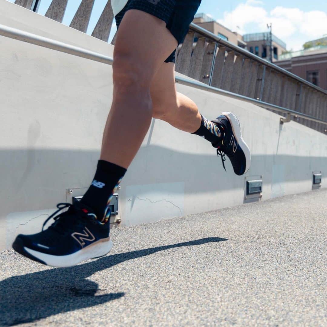 eyeronさんのインスタグラム写真 - (eyeronInstagram)「NEW!  New Balance × eyeron  #eyeron #NewBalance #eyeronデザイン #第二弾 #9月15日発売 #シューズ #ソックス #nowallbeyou」9月10日 8時12分 - sonarpocket_eyeron