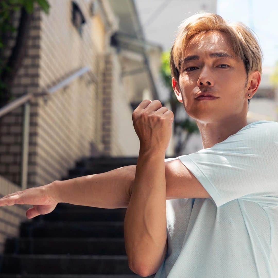 eyeronさんのインスタグラム写真 - (eyeronInstagram)「NEW!  New Balance × eyeron  #eyeron #NewBalance #eyeronデザイン #第二弾 #9月15日発売 #シューズ #ソックス #nowallbeyou」9月10日 8時12分 - sonarpocket_eyeron