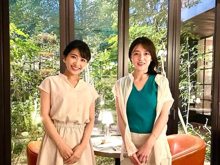 久保井朝美さんのインスタグラム写真 - (久保井朝美Instagram)「👭 先週赤ちゃんと ご飯に行ったお店が おしゃれすぎた記録❤️  緑がいっぱいで テラス席も素敵でした🌲  まだ暑いかな…😳💦 秋の涼しさが恋しいです💓  この先も残暑が厳しいので 熱中症に気をつけましょう☺️  #赤木野々花 #NHKアナウンサー #久保井朝美 #気象予報士 #防災士 #講演会講師」9月10日 8時57分 - asami_k920