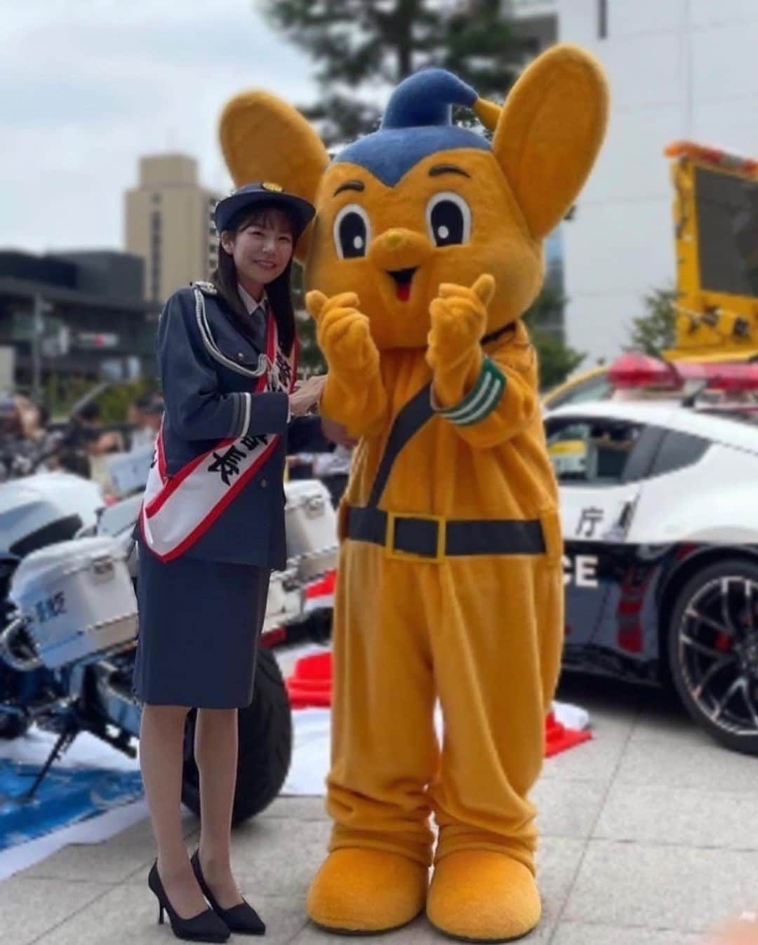 野村麻純さんのインスタグラム写真 - (野村麻純Instagram)「⁡ ⁡ ⁡ 警視庁麹町警察署1日警察署長を務めました。 ⁡ 秋の全国交通安全運動よろしくお願い致します！ ⁡ ⁡ ⁡ ⁡ 緊張していましたが、麹町警察署の皆さまが とてもあたたかく迎え入れてくださり 楽しく任務を遂行できました☺️ ピーポくんにも大感謝です。 つぎはピーポくんの家族にも会いたいな🥰 ⁡ ⁡ #1日警察署長 #麹町警察署 #かっこいいピーポくんポスター」9月10日 14時41分 - masumi_nomura.official