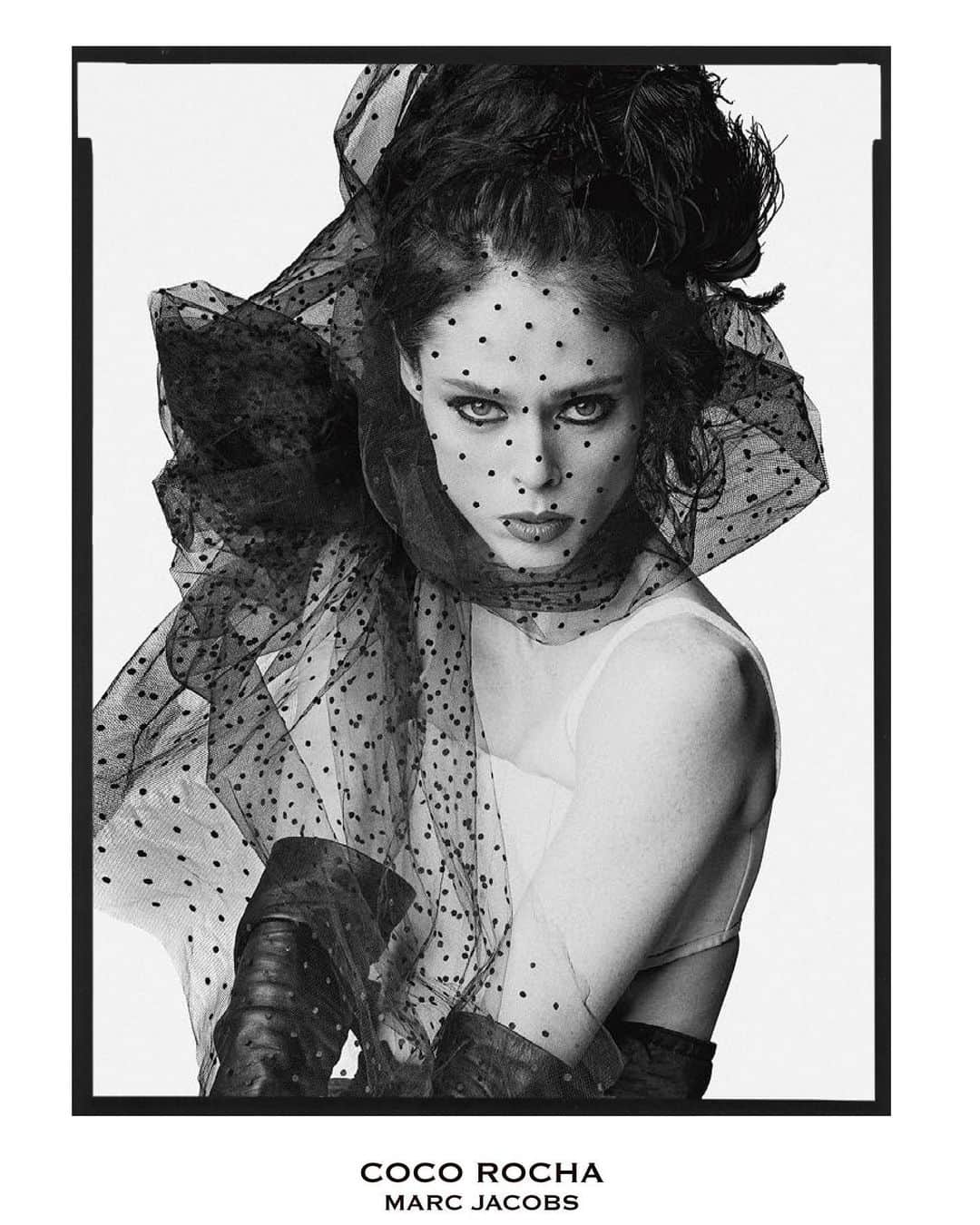 レスリー・キーのインスタグラム：「Super Magazine @supermagazinenyc  ★ 2023SS issue 02★  「A Tribute to Richard Avedon」  ★COCO ROCHA★ @cocorocha   Photographed by @lesliekeesuper   @avedonfoundation #richardavedon #avedon100 #superavedon #supermagazinenyc #lesliekee @seppetirabassi @keikohiramotomakeup1 @shinarima @homeagency @7linestudio @jamesedwardconran @thenomaddamon @romanyoung @thelionsmgmt @micki_schneider @marcjacobs #marcjacobs #cocorocha」