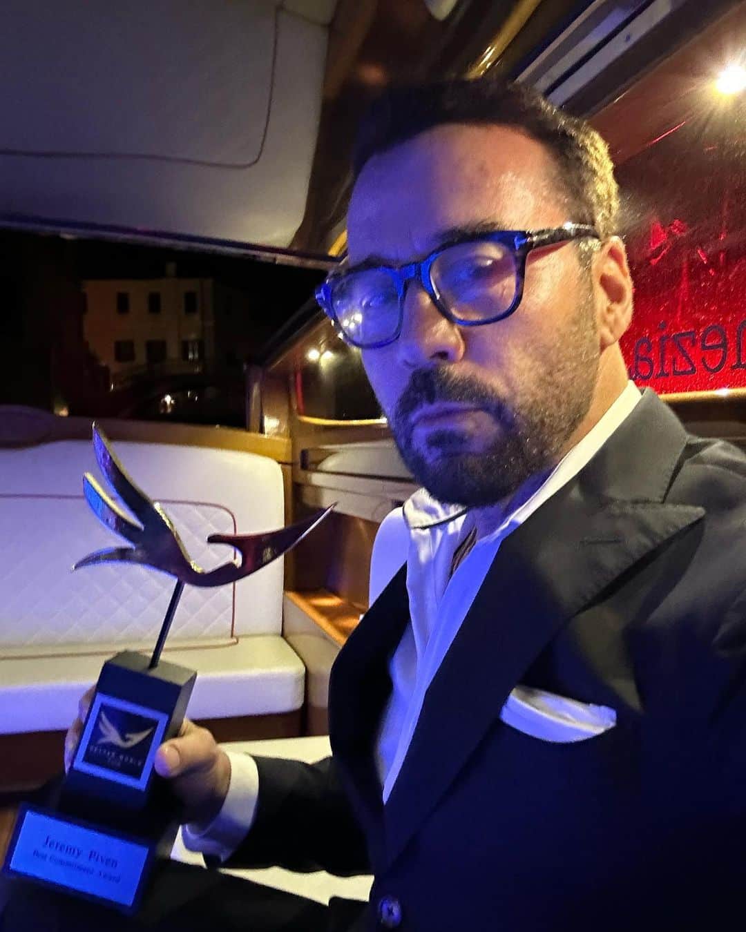 ジェレミー・ピヴェンさんのインスタグラム写真 (ジェレミー・ピヴェンInstagram)「“ This is me leaving