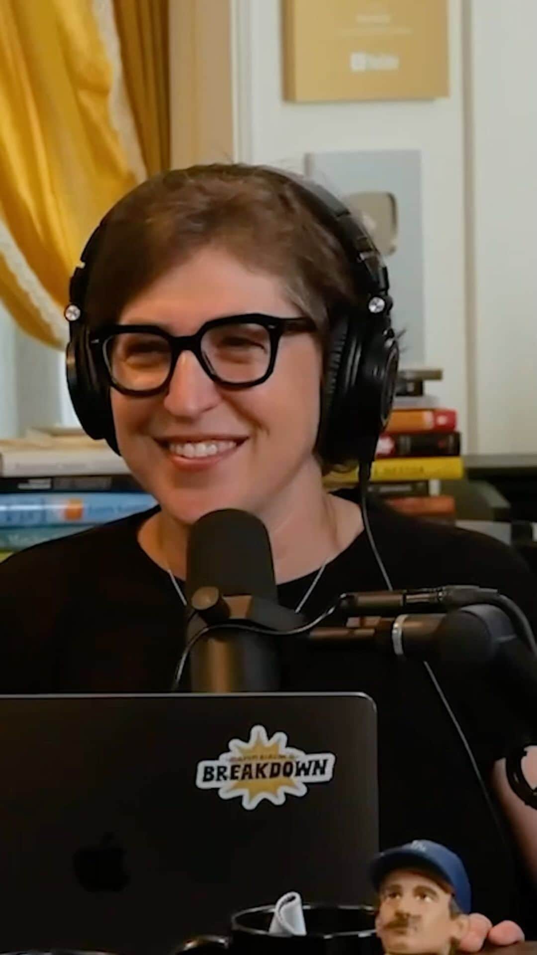 メイム・ビアリクのインスタグラム：「Our MBB episode with Christy Carlson Romano is Now Streaming! ▶️ Ready to watch the full episode? ➡️ Visit the link in our bio.  #BialikBreakdown #mayimbialik #mentalhealthpodcast」