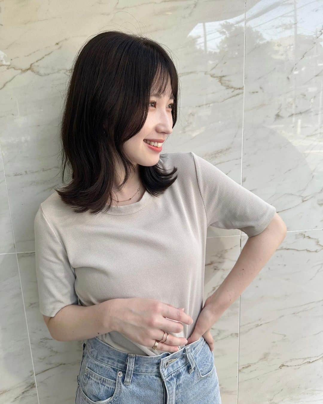 吉田沙弥香のインスタグラム：「9月はゆるゆるっと過ごしたい🌱」