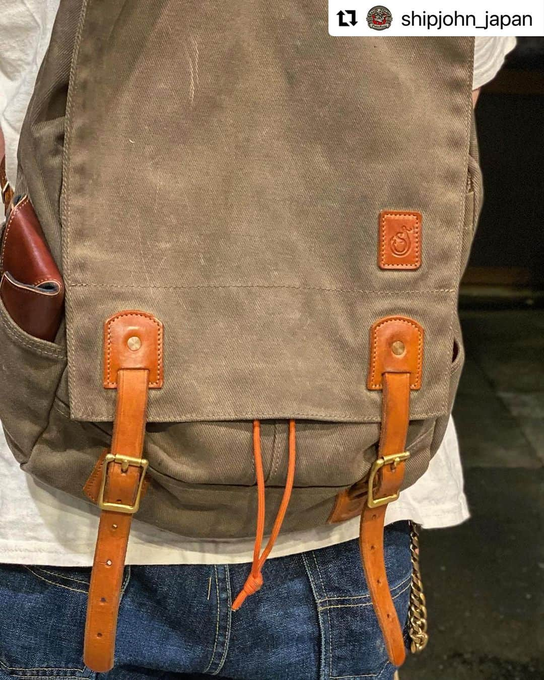 ウェスコさんのインスタグラム写真 - (ウェスコInstagram)「#Repost @shipjohn_japan with @use.repost ・・・ Customer's Outfit  ・Waylon Backpack -Tan- ・Shaver Jeans -Indigo- ・Gibson Chain Wallet -Black Horsehide-  #shipjohn #gibsonchainwallet #gibsonwallet #horsehide #waylonbackpack #backpack #waxedcanvas #waxedcotton #shaverjeans #jeans #denim #indigo #shipjohnjapan #wescojapan #handmade #madeinUSA #oregon #portland #workwear #workwearstyle #japan #osaka」9月10日 12時27分 - wesco_japan