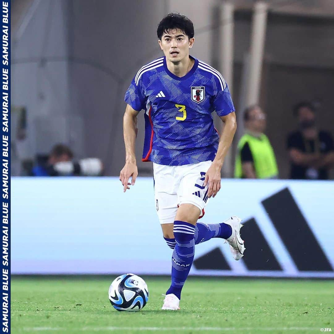 日本サッカー協会さんのインスタグラム写真 - (日本サッカー協会Instagram)「. 【2023.9.10 Photo Report④📸】  🏆国際親善試合 🇩🇪ドイツ代表 1-4 SAMURAI BLUE🇯🇵 ⌚️3:45(🇯🇵) 🏟️フォルクスワーゲン・アレーナ(ドイツ)  12 #大迫敬介(GK) 2 #菅原由勢 4 #板倉滉 5 #守田英正 6 #遠藤航(C) 7 #三笘薫 8 #鎌田大地 9 #上田綺世 14 #伊東純也 16 #冨安健洋 21 #伊藤洋輝  𝐒𝐔𝐁🔄 1 #中村航輔(GK) 23 #シュミット・ダニエル(GK) 3 #谷口彰悟 10 #堂安律 11 #古橋亨梧 13 #中村敬斗 15 #伊藤敦樹 17 #田中碧 18 #浅野拓磨 19 #橋岡大樹 20 #久保建英 22 #町田浩樹 24 #森下龍矢 25 #前田大然 26 #毎熊晟矢  監督 #森保一  #夢への勇気を #SAMURAIBLUE」9月10日 12時35分 - japanfootballassociation