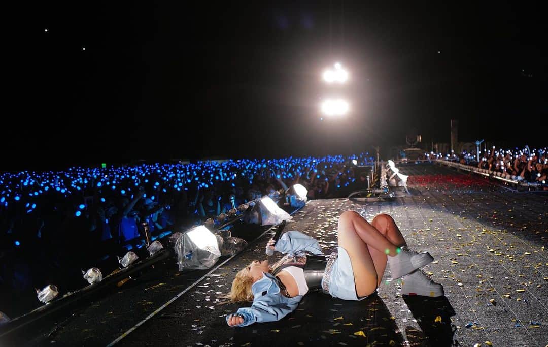 CL さんのインスタグラム写真 - (CL Instagram)「Playground !   @42psy42 오빠 덕분에 잘 놀다 갑니다🍒 부산부산부산!」8月27日 4時08分 - chaelincl