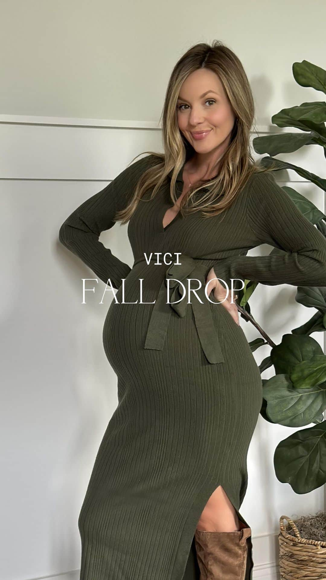 サマンサ・ドロークのインスタグラム：「It’s almost Fall y’all!! 🍂 I’m styling this bump with @vicidolls new FALL LAUNCH happening today! All of these items I chose are great transitional pieces into Fall postpartum season. Available now with 30% OFF through the weekend at the link in my bio! Use code SAMANTHADROKE 🍁  #viciambassador #vicidolls #fallfashion #fallstyle #stylethebump #fall #nashvilletn #nashvilleinfluencer」