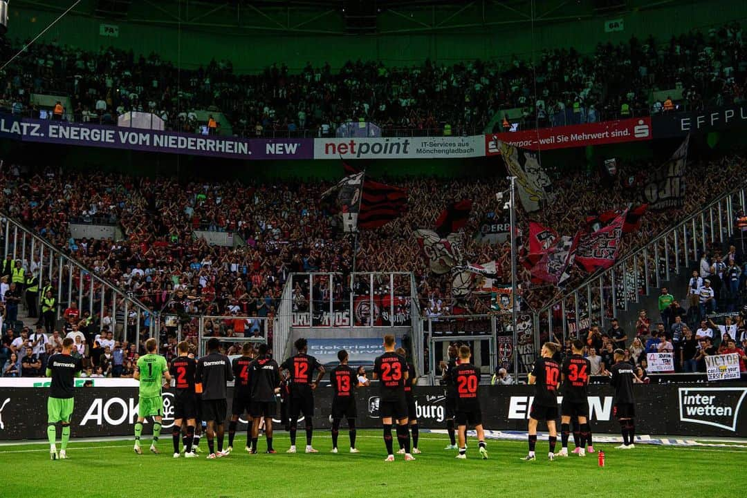 ヨナタン・ターさんのインスタグラム写真 - (ヨナタン・ターInstagram)「Big win! Amazing team effort 💯  Danke an alle Fans für euren Support heute. @bayer04fussball 🤝🏾」8月27日 5時11分 - jonathantah_