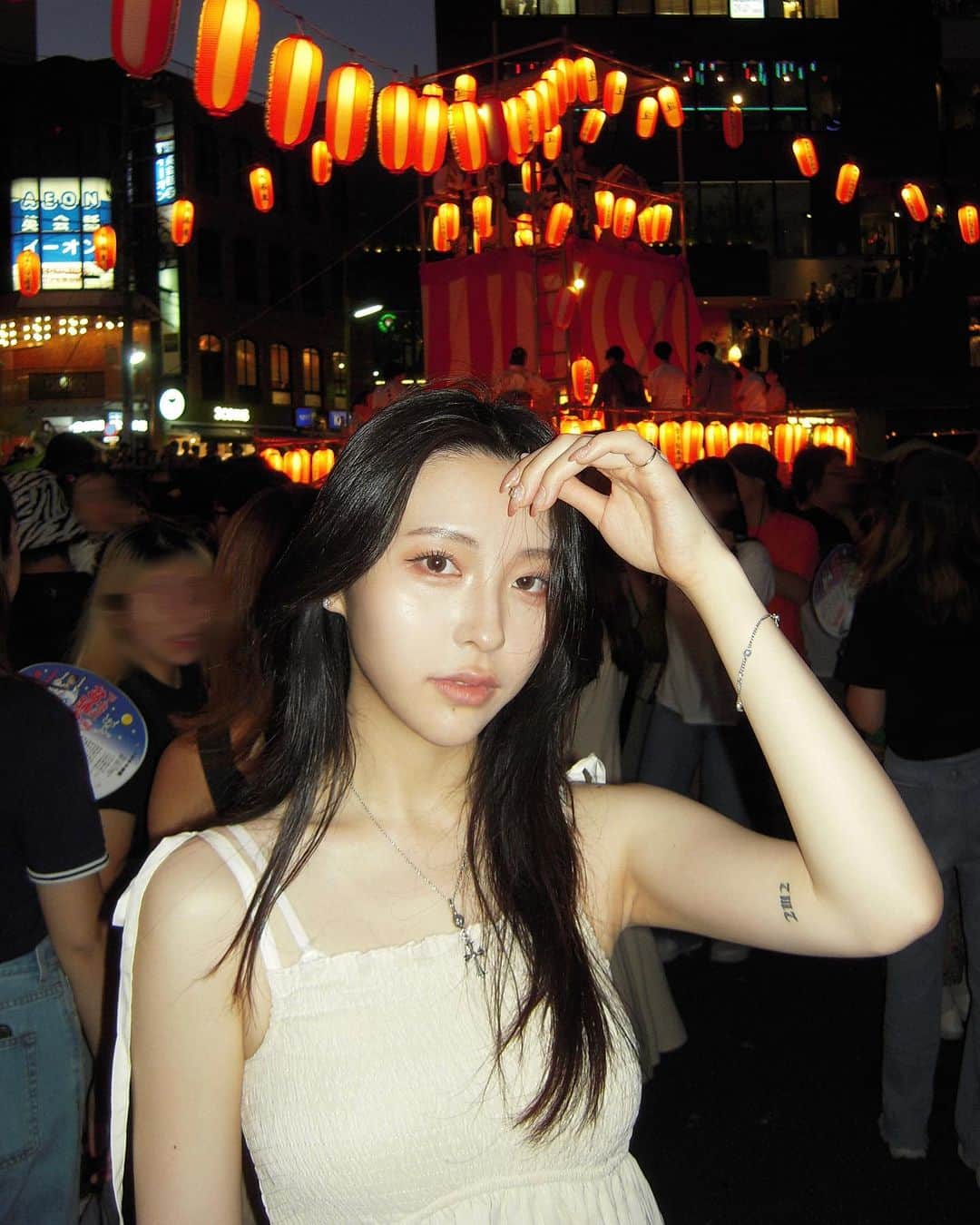 空喰うなるのインスタグラム：「🏮◝✩」