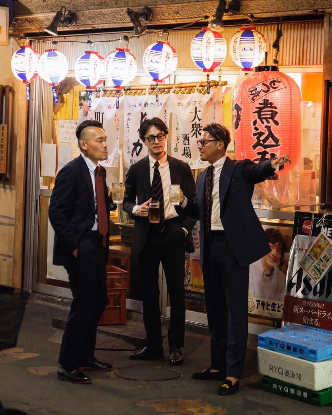 高田朋佳さんのインスタグラム写真 - (高田朋佳Instagram)「I be on my suit & tie… Great summer night with #背広散歩 Suit: @t.takada_prod_by_ring_jacket   Ph: @shige_mot0   #suitstyle #japanesedandy #japanesestyle」8月26日 20時56分 - tomoyoshi_takada
