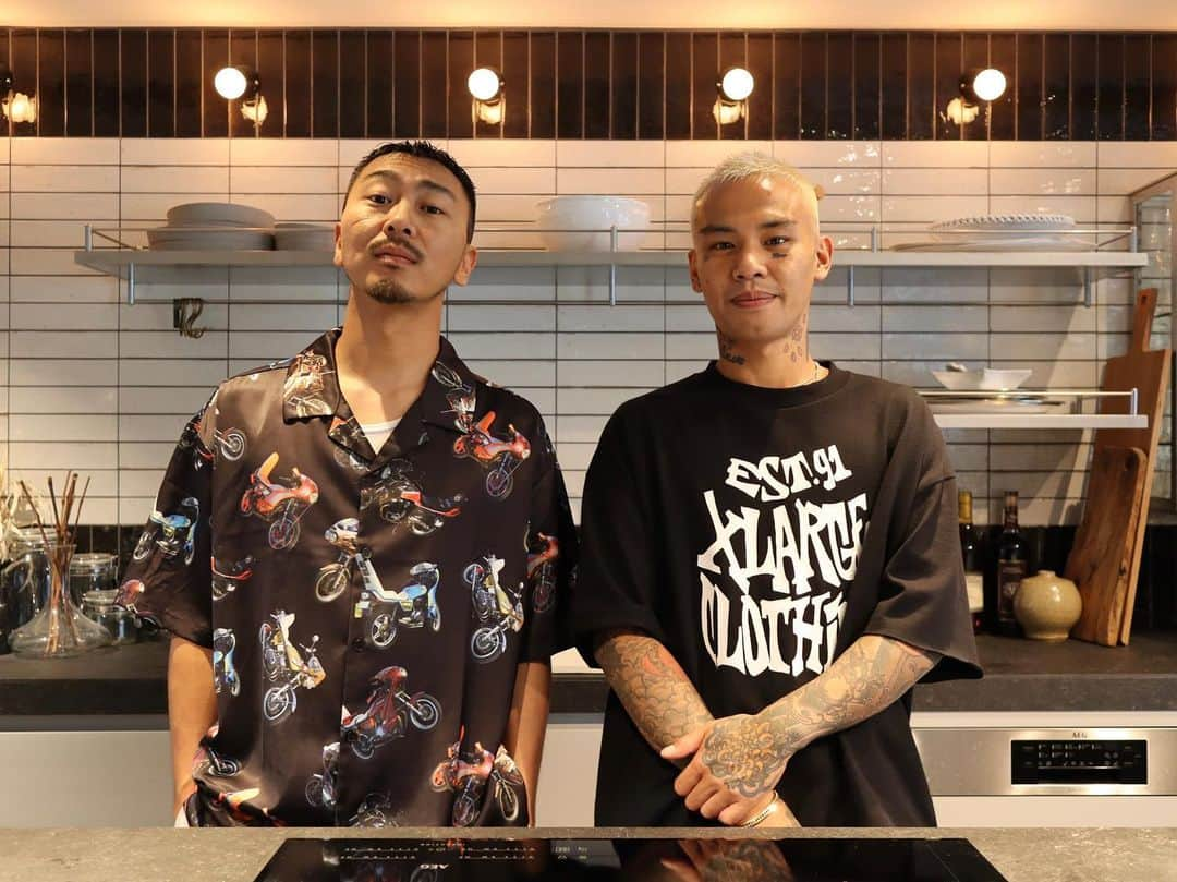 XLARGE®︎ SNAP XLARGE®︎ official SNAP instagramのインスタグラム：「8.25.fri モニメシ#12 (料理編)【GUEST : 田我流】 #xlarge #xlargejp #エクストララージ #モニメシ #monyhorse #モニーホース #モニホ」