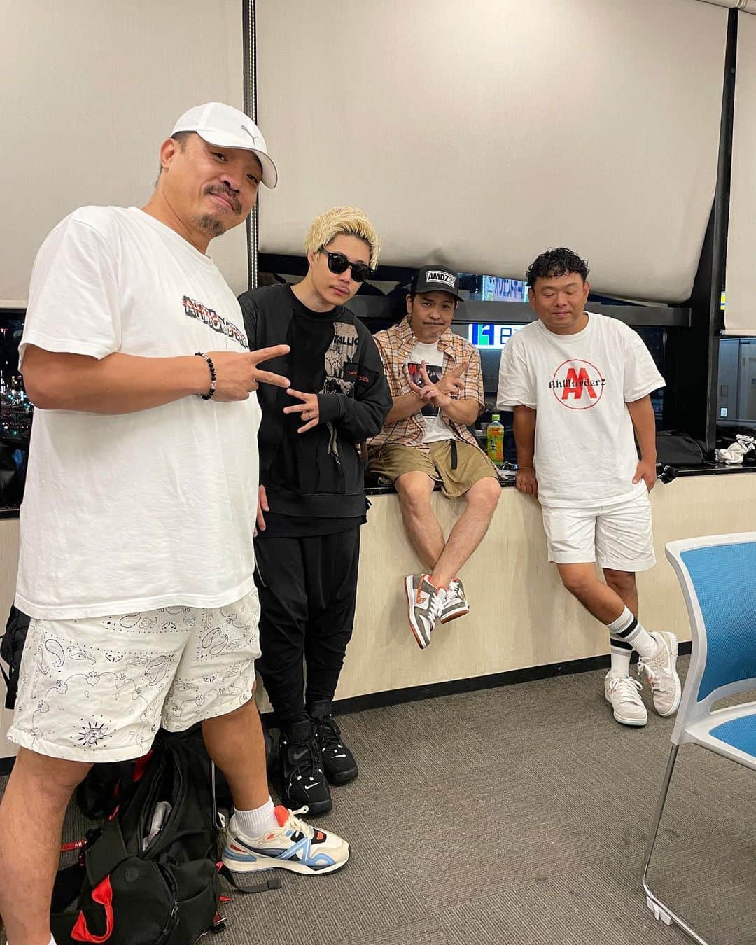 Juniorのインスタグラム：「俺戸愚呂兄みたいになってる🎊  #カエルスタジオ #アポロおつかれさん」