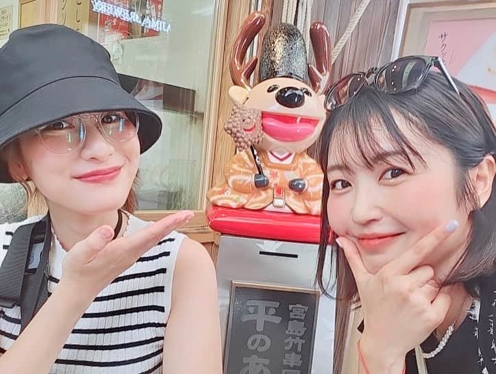 猪狩ともかさんのインスタグラム写真 - (猪狩ともかInstagram)「⛩️⛩️ . . オールスターの帰りに 少し観光してきました🦌 . 厳島神社は車椅子でもまわりやすくて 美味しいものたくさんで 鹿もいるし素敵な場所だった〜✨ . . . #広島観光 #広島グルメ  #厳島神社  #惣田紗莉渚 ちゃん」8月26日 21時10分 - igari_tomoka