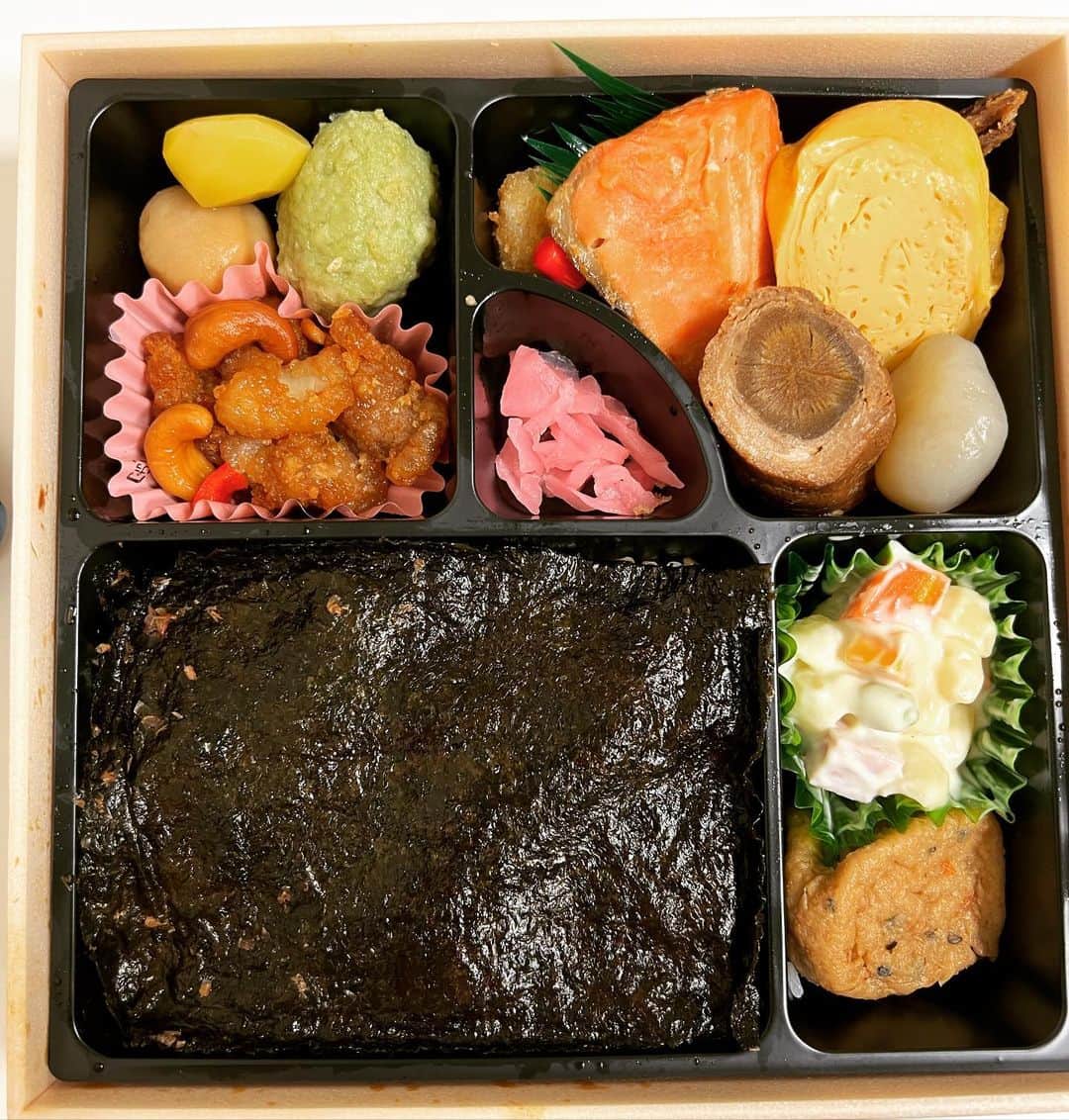 バカリズムのインスタグラム：「いいすぽ飯 津多屋」